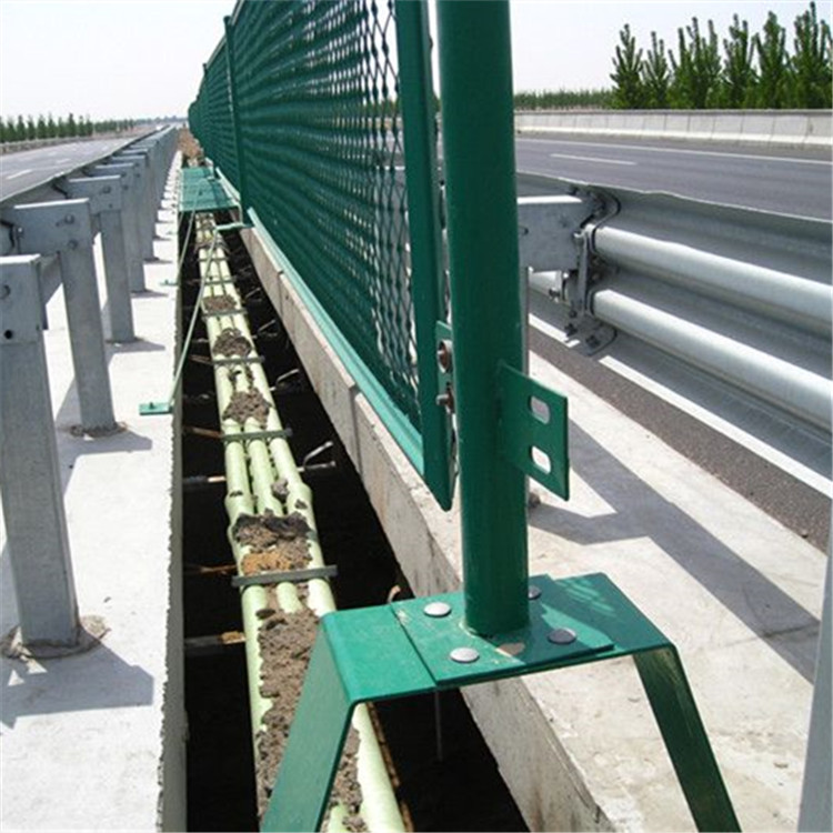 橋梁防護網案例展示圖片2 橋梁防護網案例展示圖片2