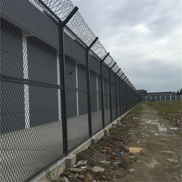 監獄防攀越隔離網案例展示圖片3